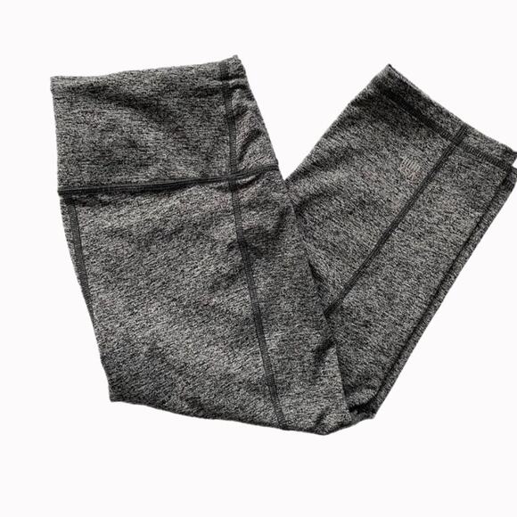 Victoria Secret VSX Sport Knockout Crop Leggings Sz S - Picture 7 of 7